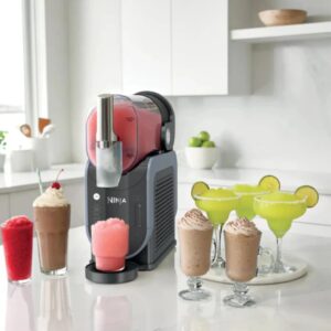 Ninja ® SLUSHi™ Frozen Juice Machine FS301