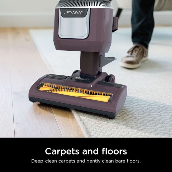 Shark® Navigator® Lift-Away® ADV with Self-Cleaning LA362